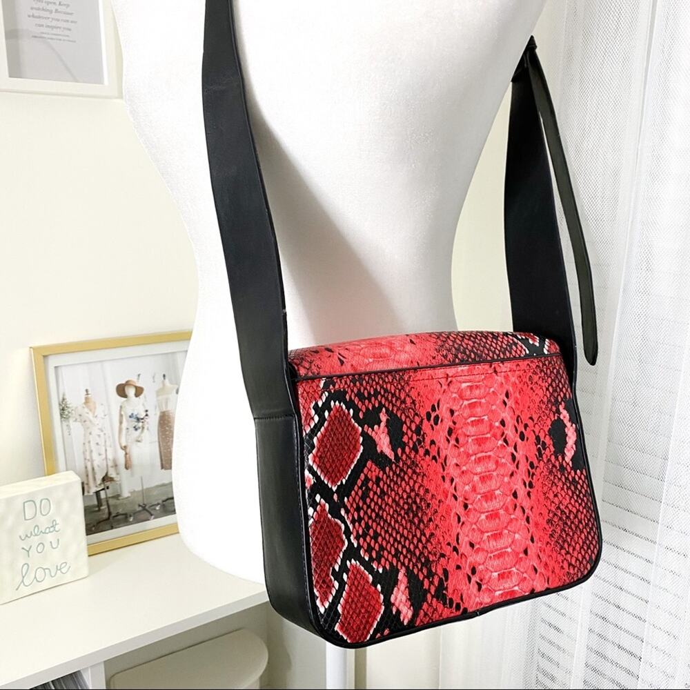Nissa One Red Black Snake Print Crossbody Bag - Picture 3 of 9